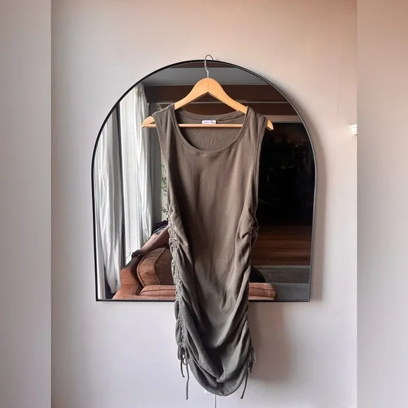 GOOD AMERICAN | tank ruched dress | size 7 - Picture 2 of 5